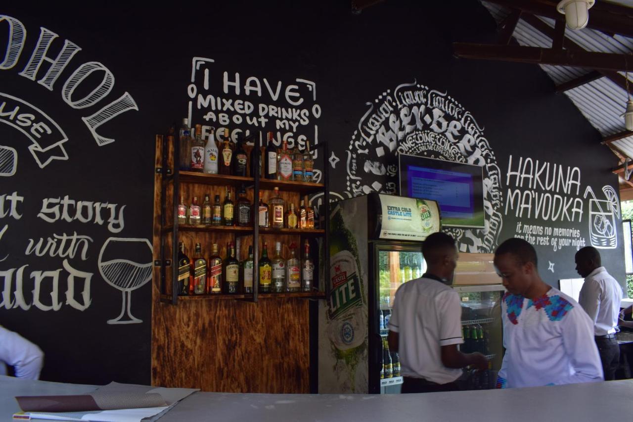 Acacia Hotel Mbarara Nyamitanga Extérieur photo