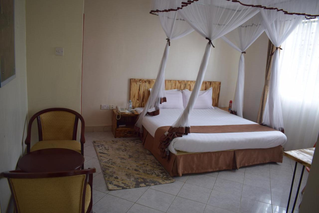 Acacia Hotel Mbarara Nyamitanga Extérieur photo