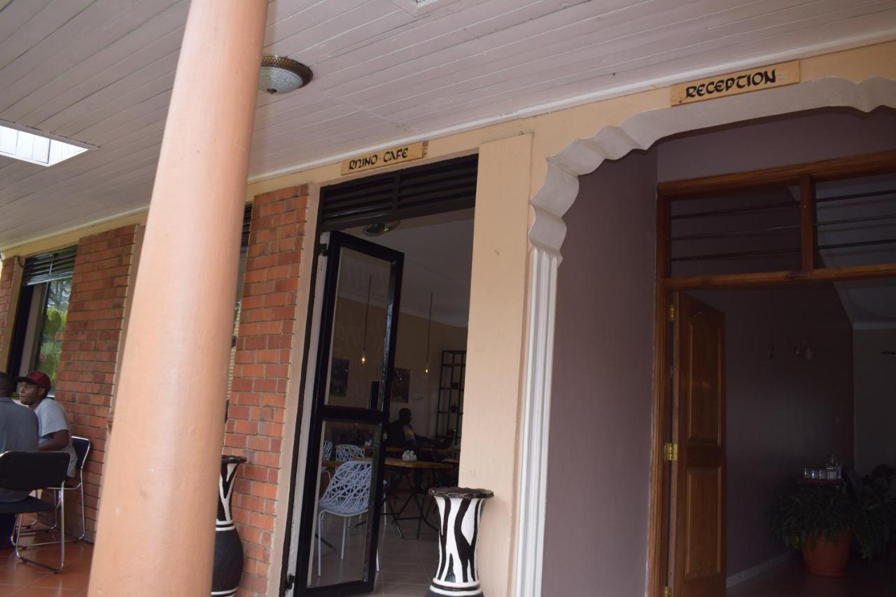 Acacia Hotel Mbarara Nyamitanga Extérieur photo