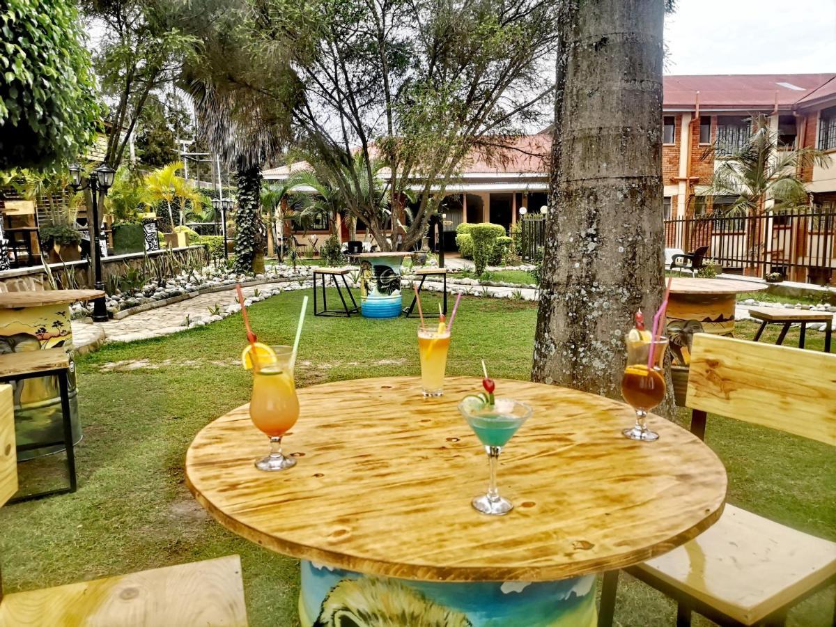 Acacia Hotel Mbarara Nyamitanga Extérieur photo